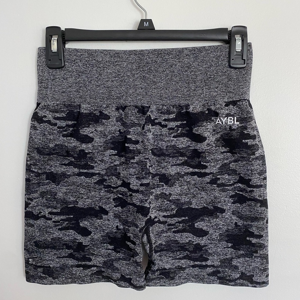 AYBL Cameo Shorts, Size Large